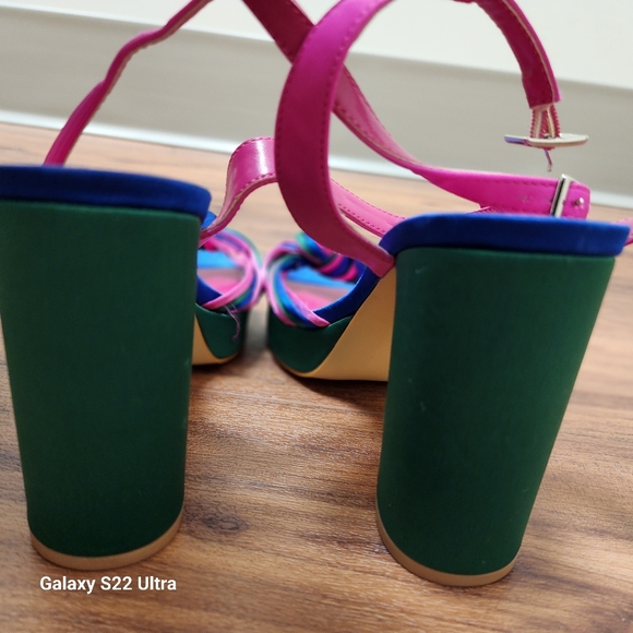 Women's platform shoes - Picture 7 of 9